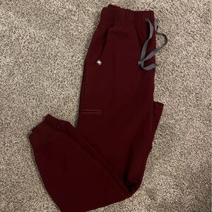 Figs High Waisted Uman Relaxed Jogger Scrub Pants Burgundy